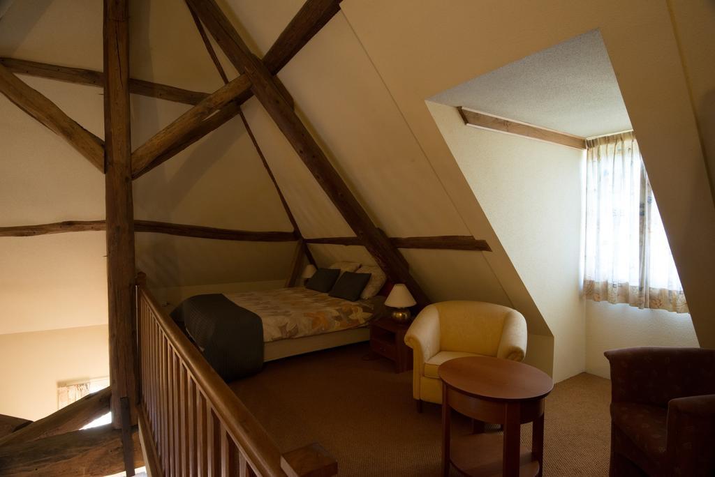 Charme Hotel La Dominotte Demigny Habitación foto