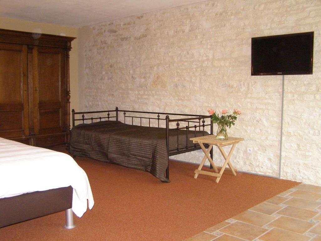 Charme Hotel La Dominotte Demigny Habitación foto